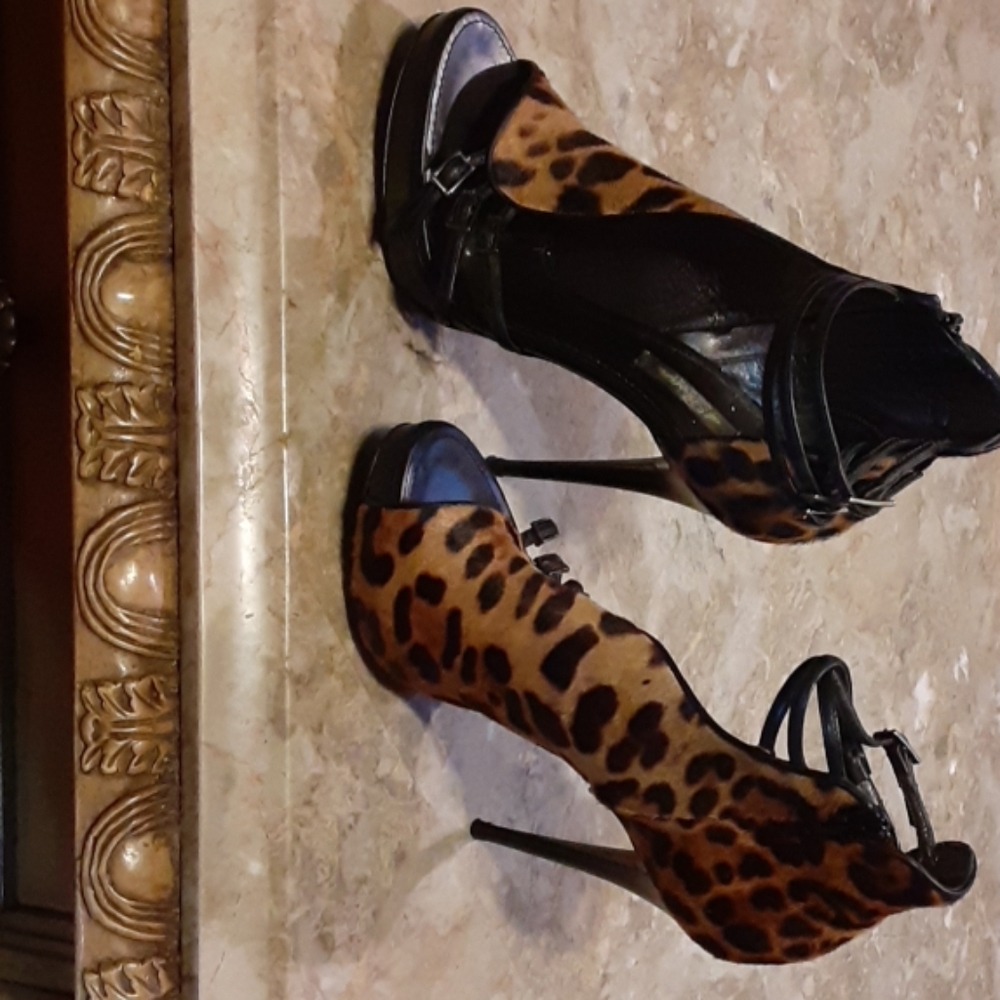 Women shoes